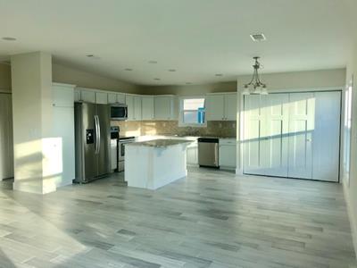 Kitchen photo #15